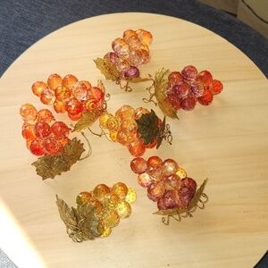 Lot of 7 Vintage MCM Acrylic Lucite Faceted Colored Grape Clusters with leafes